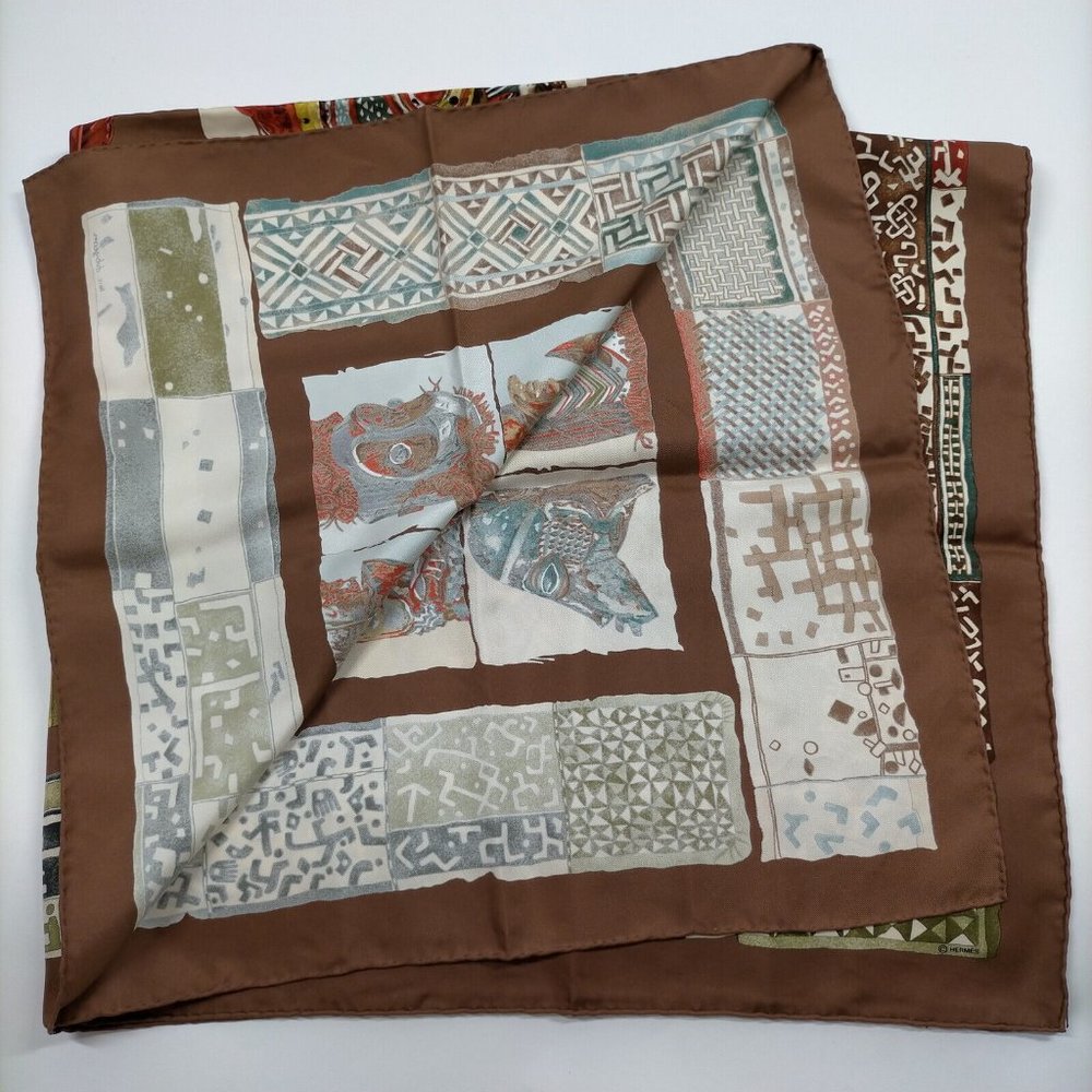 Hermes scarf Carre 90 Browns Silk100% - Picture 9 of 11